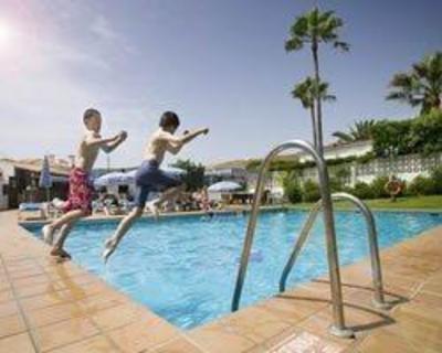 фото отеля Club La Riviera Crown Resort