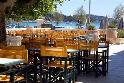 фото отеля Les Flots Bleus Hotel Le Lavandou