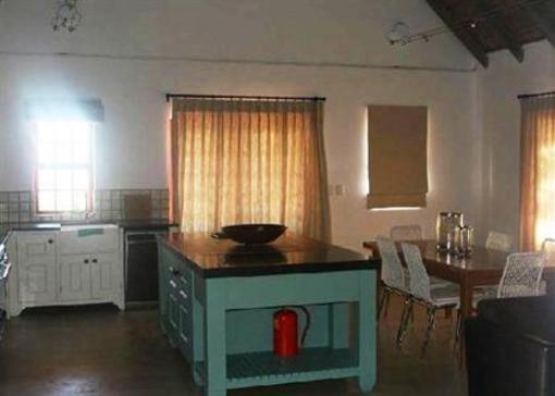 фото отеля Druk-My-Niet Farm Cottages Paarl