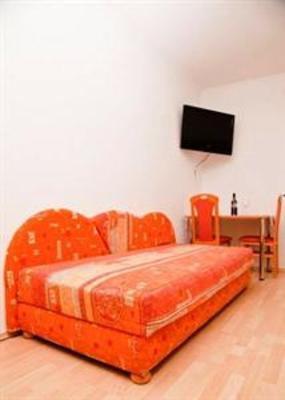 фото отеля Pension Rotweingut & Obstedelbrande Familie Schlogl