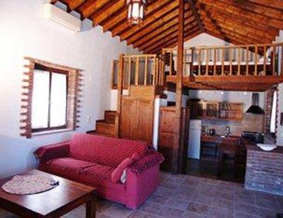 фото отеля Aloni Cottages
