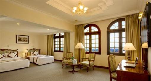 фото отеля Riverside Hotel 2