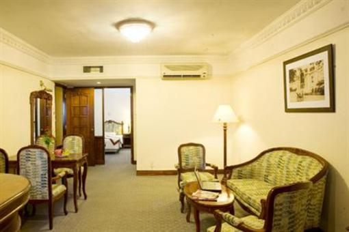 фото отеля Riverside Hotel 2
