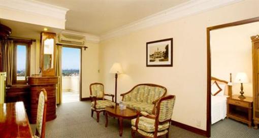 фото отеля Riverside Hotel 2