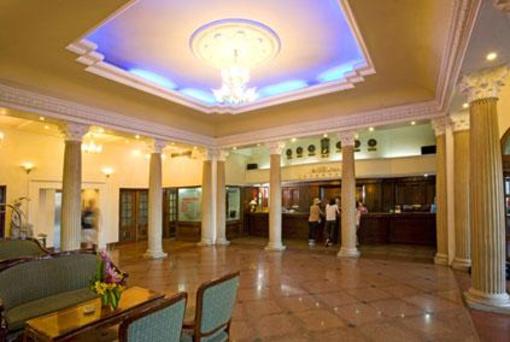 фото отеля Riverside Hotel 2