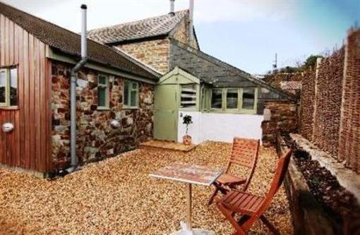 фото отеля Merlin Farm Holiday Cottages Mawgan Porth