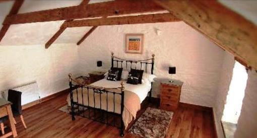 фото отеля Merlin Farm Holiday Cottages Mawgan Porth