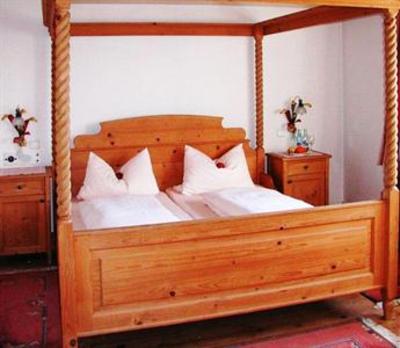 фото отеля Hotel Waldgasthof Buchenhain Baierbrunn