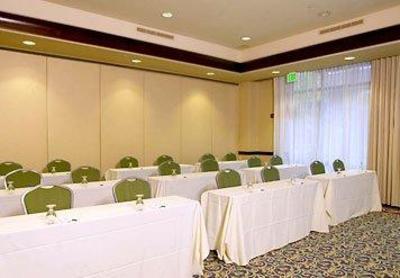 фото отеля Courtyard by Marriott Little Rock Downtown