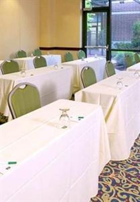 фото отеля Courtyard by Marriott Little Rock Downtown