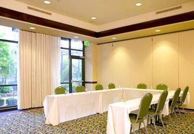 фото отеля Courtyard by Marriott Little Rock Downtown