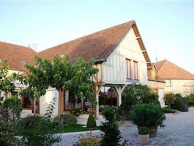 фото отеля Auberge du Lac Mesnil-Saint-Pere