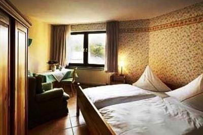 фото отеля Hotel Haus Kylltal