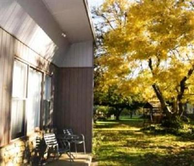 фото отеля Buffalo Motel and Country Retreat