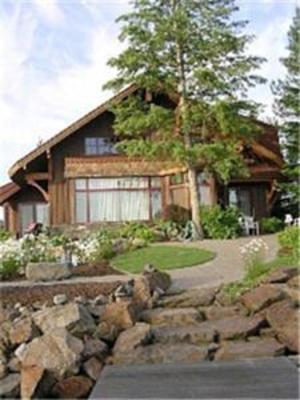 фото отеля Lakefront Vacation Property at Sandpoint Schweitzer Mountain Ski Resort