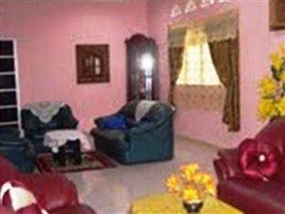 фото отеля Homestay Sungai Lang Tengah