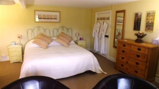 фото отеля Churton Heath Farm Bed & Breakfast Bruera Chester