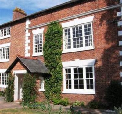 фото отеля Churton Heath Farm Bed & Breakfast Bruera Chester