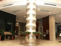 Oriental International Hotel Jingmen