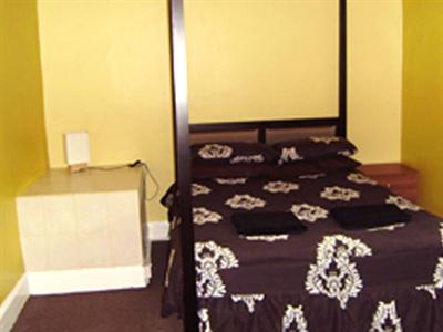 фото отеля Roselodge House Benwell