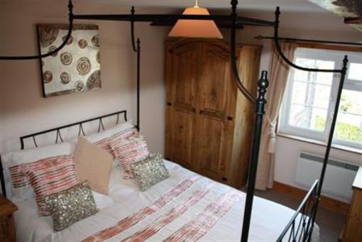 фото отеля Robertsbridge Retreat at Cornhill Luxury Apartments