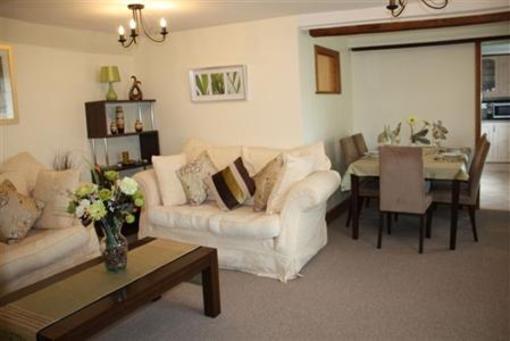 фото отеля Robertsbridge Retreat at Cornhill Luxury Apartments