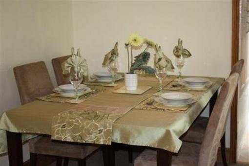 фото отеля Robertsbridge Retreat at Cornhill Luxury Apartments