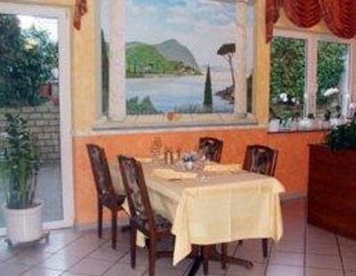 фото отеля Hotel-Restaurant La Fontana Costanzo