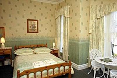фото отеля Dunsford Guest House