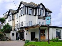 Oystercatcher Bar Apartments Wadebridge