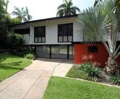 фото отеля Fannie Bay Sunset House
