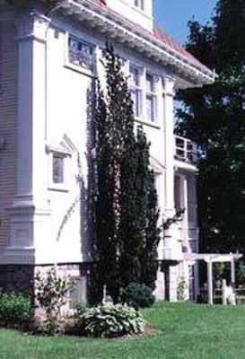 фото отеля The Balfour B&B Vancouver