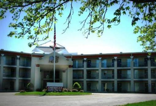 фото отеля American Inn Blue Springs