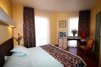 фото отеля Alize Hotel Evian les Bains