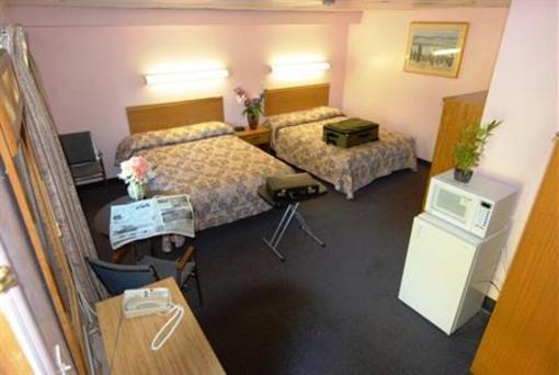 фото отеля Kings Inn Orillia