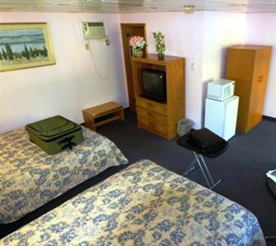 фото отеля Kings Inn Orillia