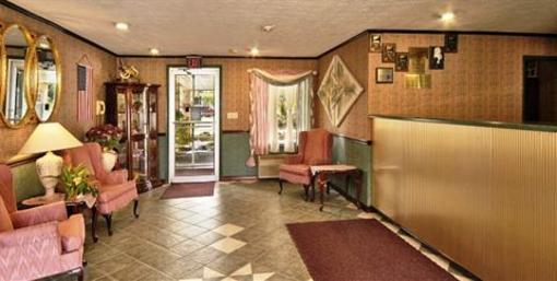 фото отеля GuestHouse Inn Williamstown - Marietta