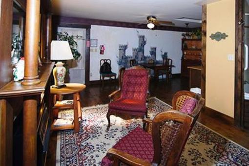 фото отеля Ravenwood Castle Accommodations New Plymouth (Ohio)