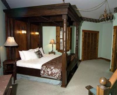 фото отеля Ravenwood Castle Accommodations New Plymouth (Ohio)