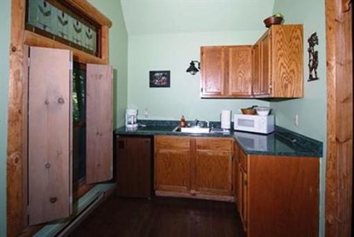 фото отеля Ravenwood Castle Accommodations New Plymouth (Ohio)