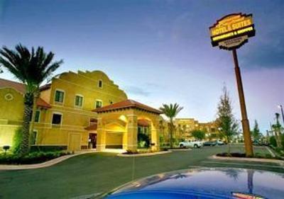 фото отеля Destination Daytona Inn& Suites