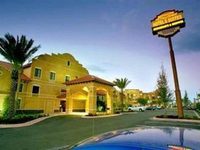 Destination Daytona Inn& Suites