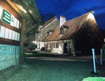 фото отеля Auberge Du Moulin De Chameron Bannegon
