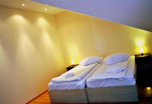 фото отеля Hostel Holland Bacau