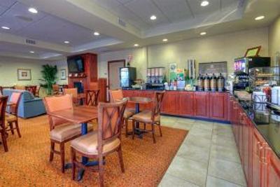 фото отеля Country Inn & Suites Lexington Park