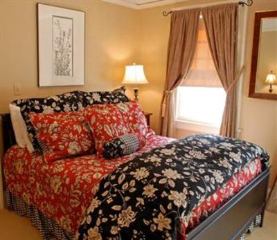 фото отеля Bee and Thistle Inn and Spa