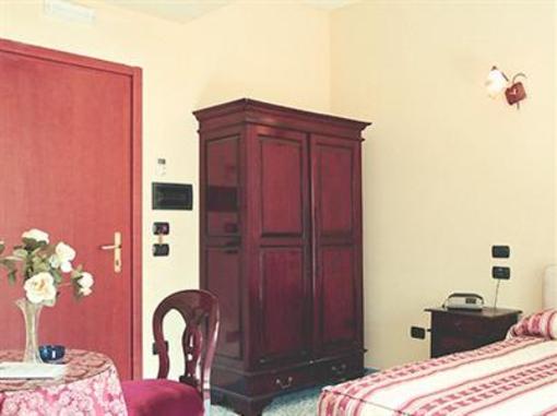 фото отеля Hotel Paradiso Castellammare di Stabia