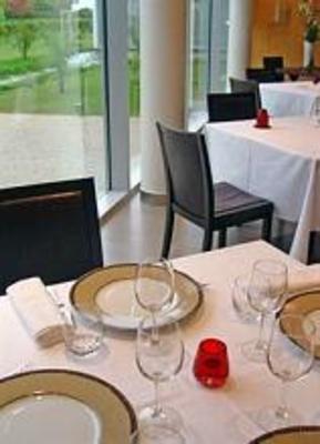 фото отеля Ambassadeur Hotel Genas