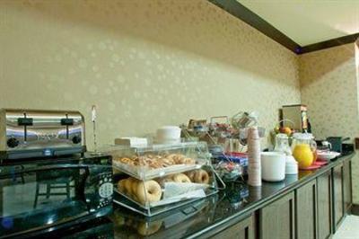 фото отеля Plaza Suites