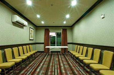 фото отеля Plaza Suites